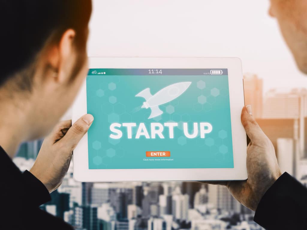 Choosing the Right Website Platform for Your Startup in Ontario